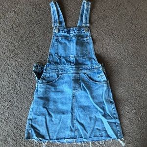 H&M LIGHT WASH JEAN OVERALL DRESS